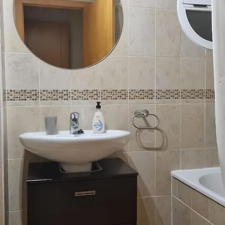 Bonito Y Moderno Apartment